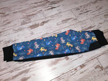 Jarní softshell kalhoty vel. 122, 122