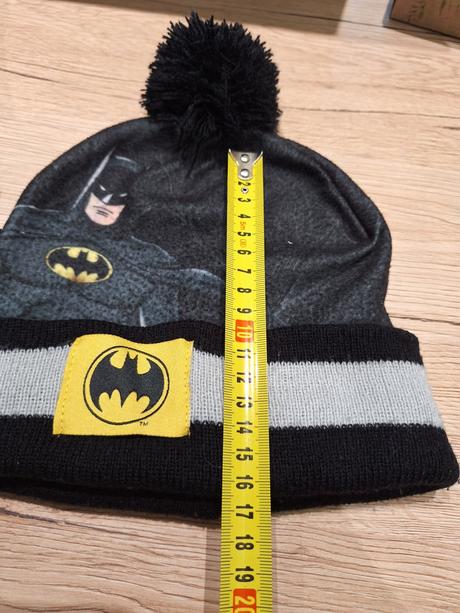 Chlapecká čepice a rukavice značky batman, 56
