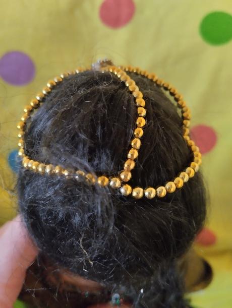 Porcelánová panenka indka, 