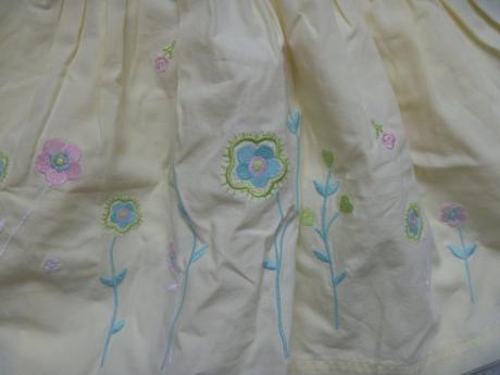 Žluté letní šaty s kytičkami zn. next vel. 3-6 měs, next,68