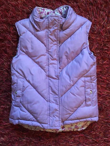 Oboustranná vesta, 122