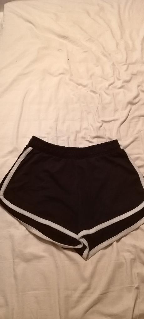 Šortky, sinsay,xs