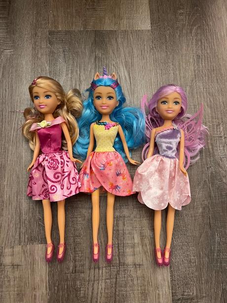 3x panenky typu barbie,