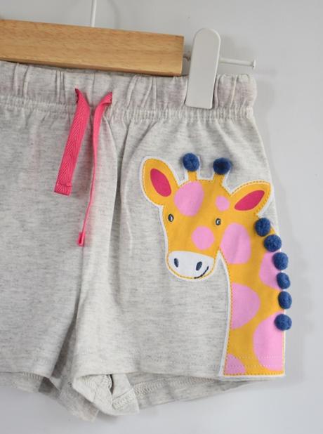 Kraťasy vel. 12 - 18 m, marks & spencer,86