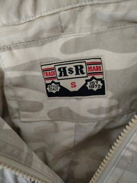 Bunda zn. rr vel.40, 40