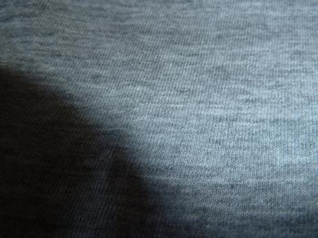 Delší šedé melírované triko s nápisem, lupilu,86