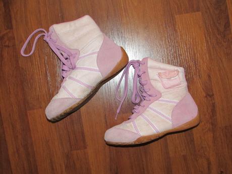 Kotníčkové tenisky, 34