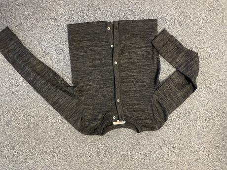 Hm svetřík 134/140, h&m,140