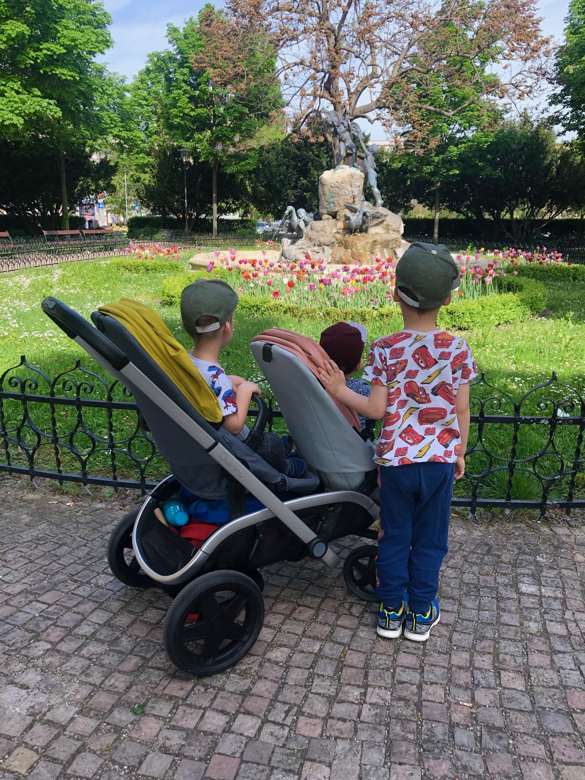 Image title Image title