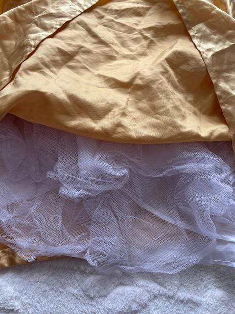 An18/ kostým sněhurka - v.7/8 let zn. disney, 