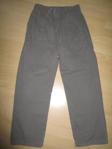 Khaki rifle xs / 152, stradivarius,152