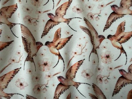 Kraťasy vlaštovky, 92