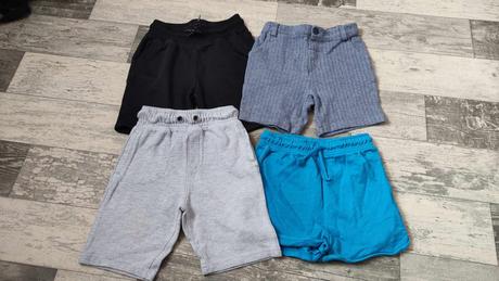 Kraťasy chlapecké 4x vel.110, next,110