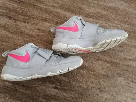 Kotníkové tenisky, nike,39