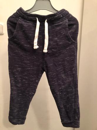 Modré tepláky se vzorkem, 92