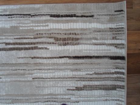 Krémový hnědý kusový koberec - 133 x 190, 