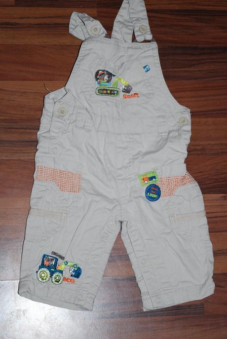 Frajerské lacláče s bagrem, tu,68