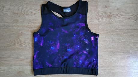 Sportovní tílko, 158