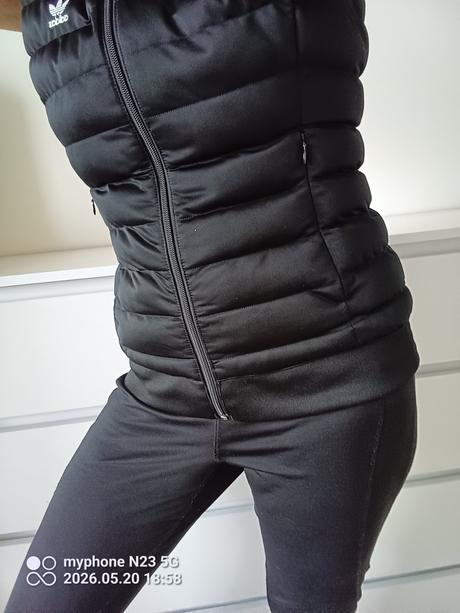 Vesta zn."adidas" vel."36" i trošku větší, adidas,36