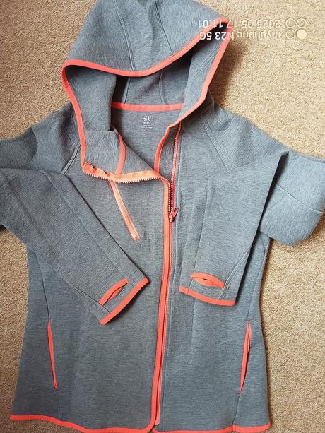 Mikina s neón zn."h&m" vel."m", h&m,m