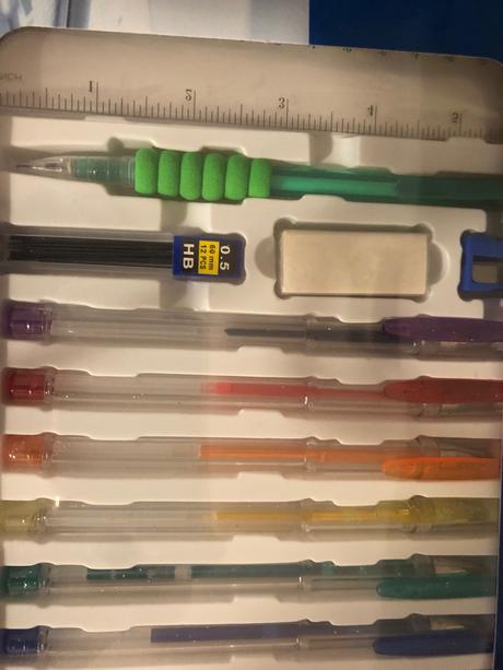 20 dilny set tuzek/ neonate barvy, 