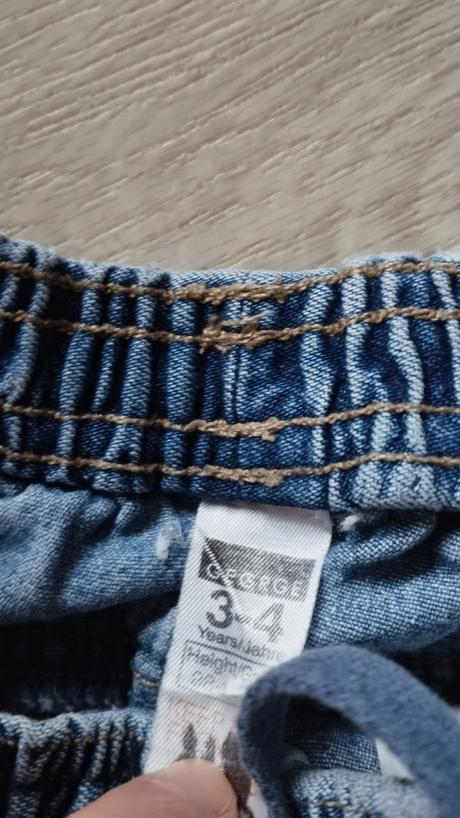 Kraťasy 3-4 r., george,104