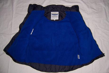 Tmavě-modrá teplá vesta, 134