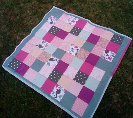 Patchworková deka s dinosaury, 