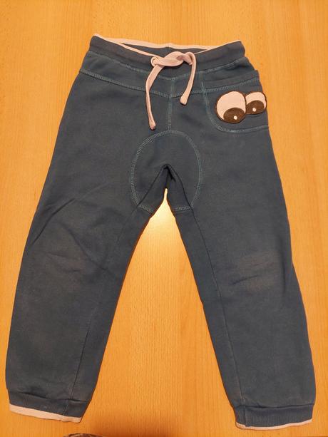 Tepláková souprava, 110