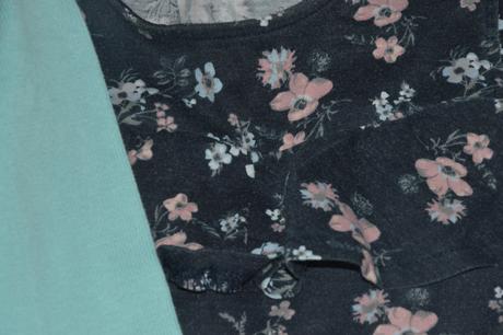 146 květinové šaty a svetřík, zara,146