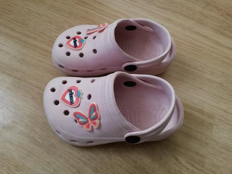 Nazouváky růžové, 24