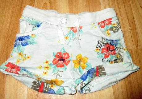Kraťase květinkové, h&m,104