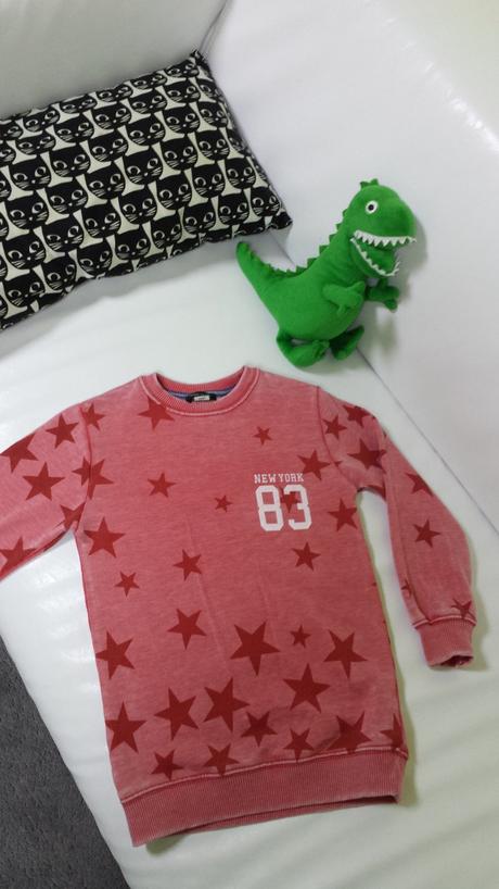 Mikina river island, river island,110