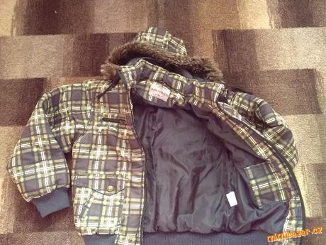Zimní bunda, 152