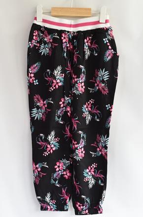 Kalhoty vel. 5 let, tu,110