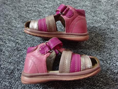 Dívčí sandály, vel. 21, baťa,21