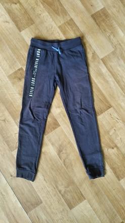 Tepláky, vel.134, 134