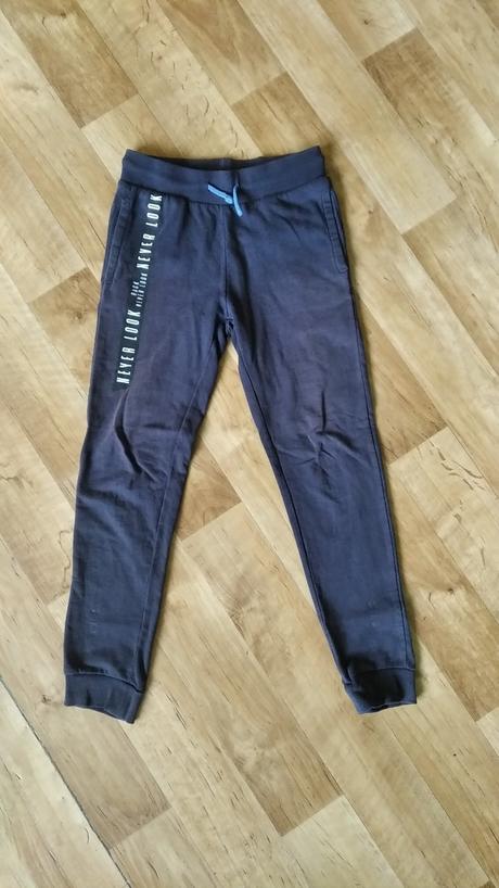 Tepláky, vel.134, 134