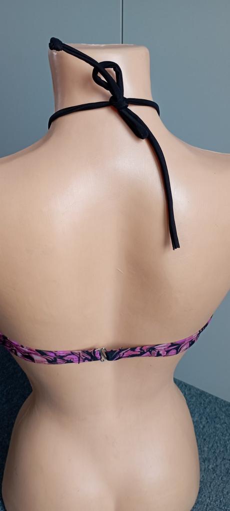 Horní díl plavek zn."lentiggini" vel."s", s