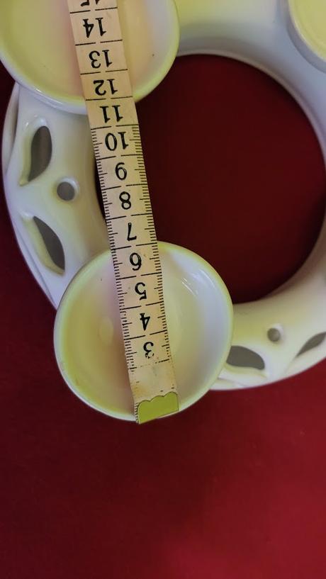 Keramický svícen a závěs se sněhuláky, 