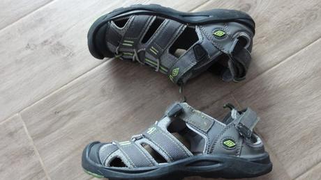 Sandále umbro vel. 35, 35