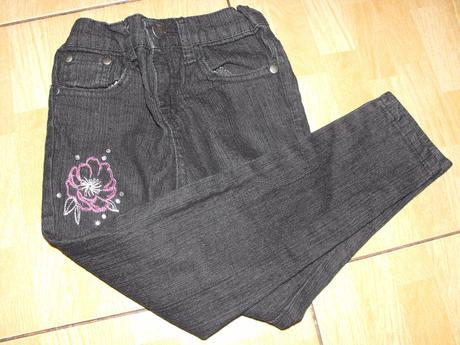 Čierne slim džínsy zn. store 21-nenosené, 110