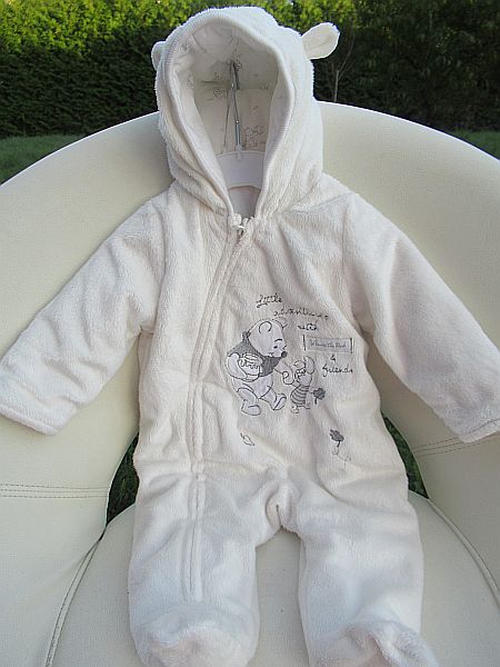 Kombinéza, disney,62