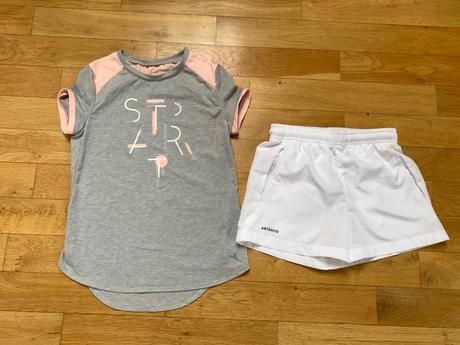 Funkční sportovní kraťasy a triko, decathlon,128