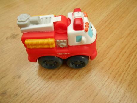 Autíčka              5  kusů, 