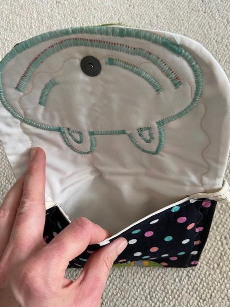 Dívčí kabelka se žabičkou, 