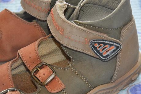 Kotníkové kožené zdravotní sandálky essi, essi,30