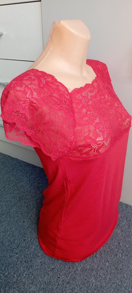 Tílko s krajkou zn."babell" vel."l", l