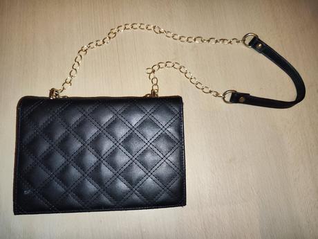 Černá kabelka diar, 