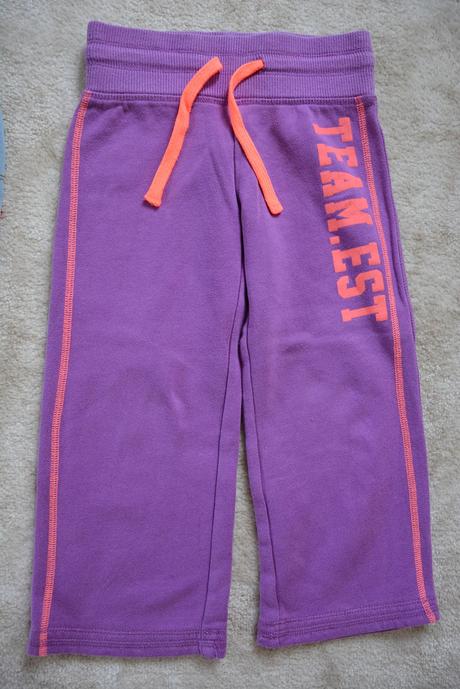 Tepláky 2-3 roky jednotlivě, next,98